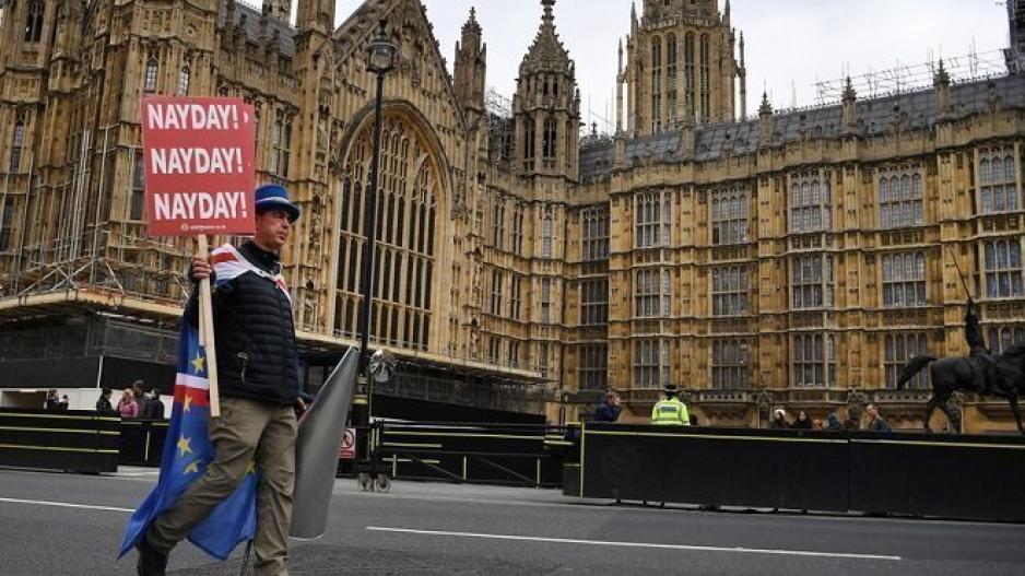 Goldman Sachs: Μειώνει τις πιθανότητες για ένα «no deal» Brexit