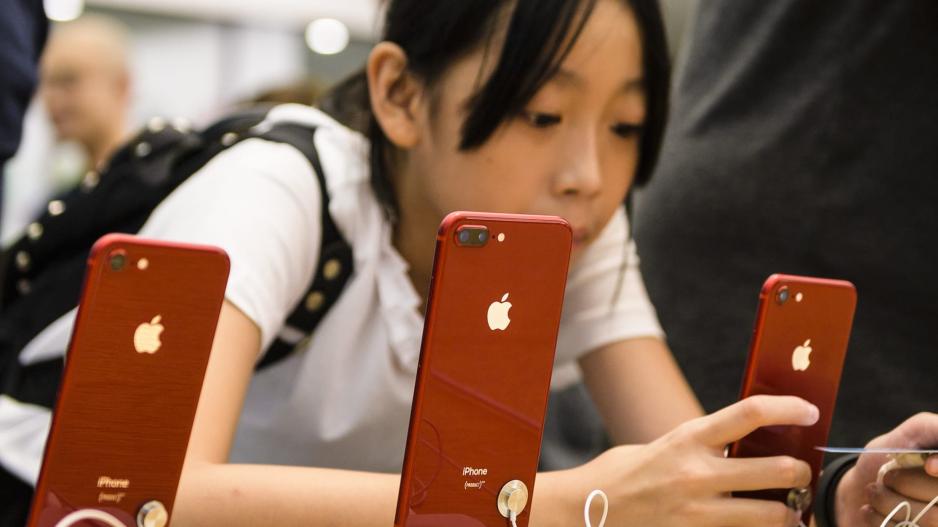 Το νέο iPhone της Apple, έγινε «στόχος» των Κινέζων