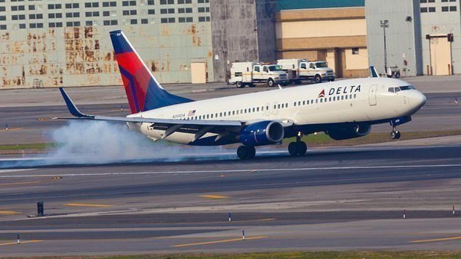 Ασυνήθιστες ρωγμές εμφανίστηκαν σε Boeing 737 Next Generation