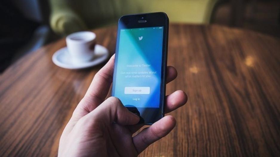 Είναι οι χρήστες του Twitter πιο ευγενικοί;