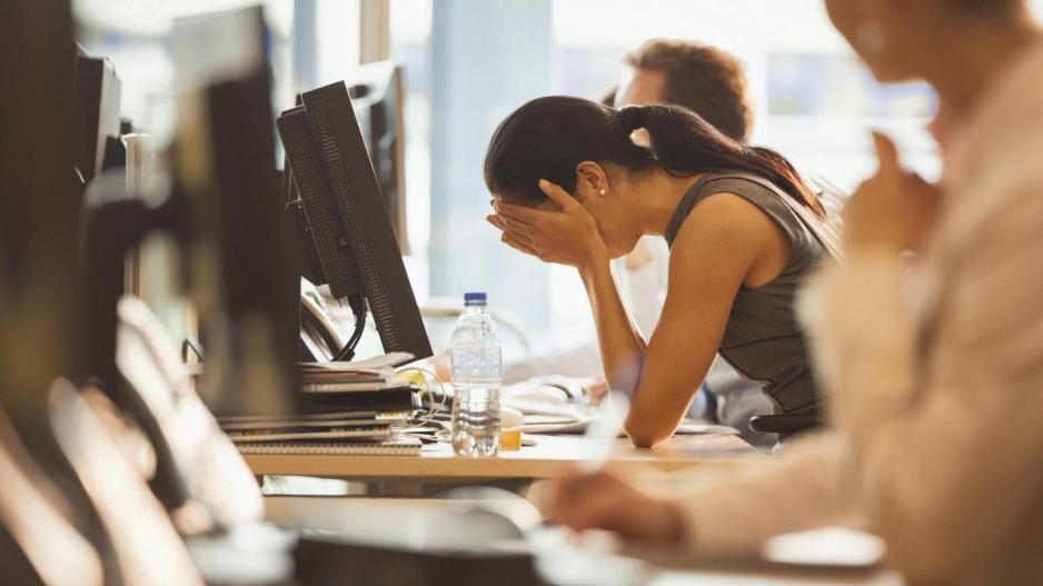 Το 40% των ενηλίκων στο όριο κατάρρευσης λόγω άγχους στην εργασία