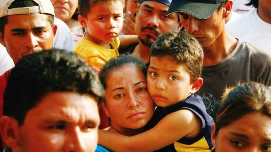 Δικαστικό «φρένο» στον χωρισμό μεταναστών από τα παιδιά τους στις ΗΠΑ