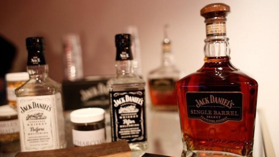 Ο εμπορικός πόλεμος αυξάνει την τιμή του Jack Daniel's