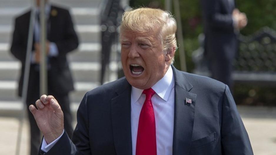 Η Google είναι ο νέος... εχθρός που βρήκε ο Trump