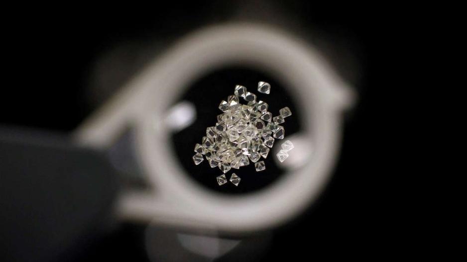 Ενα τετράκις εκατομμύριο τόνοι διαμάντια στα έγκατα της Γης