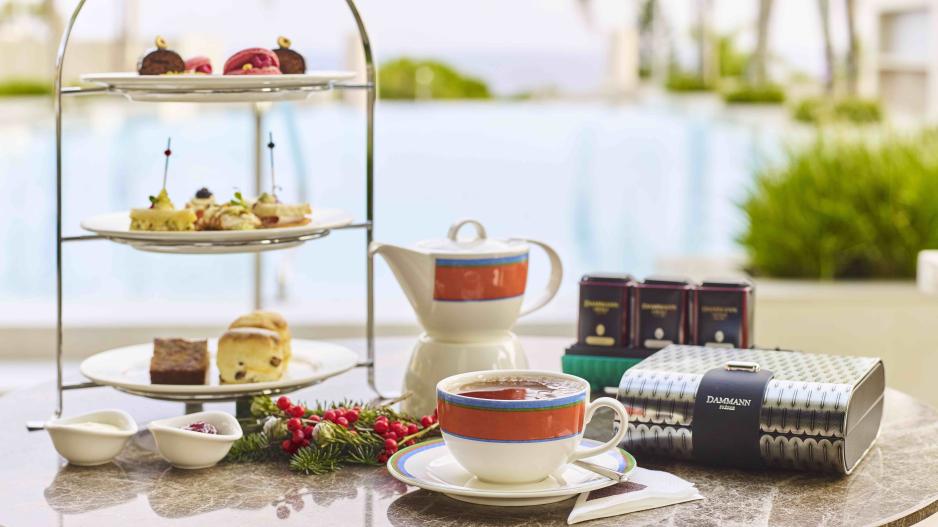Lunch Break, Business Lunch ή απλά Tea Time στο Colors Café του Ξενοδοχείου Four Seasons