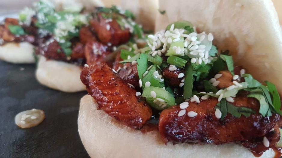 To Fork Food Market μας σύστησε τo gua bao