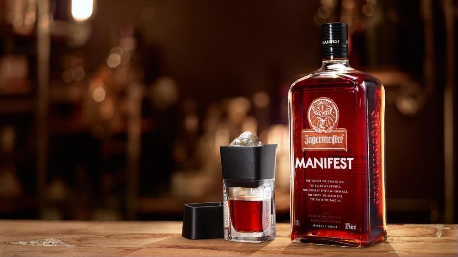 Ξέρεις το Jägermeister. Ώρα να μάθεις και το Manifest