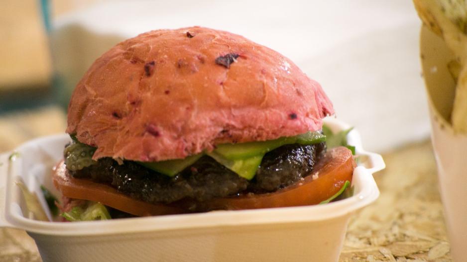 Fork Food Market: τα burgers του Road Buns που όλοι αγαπάμε