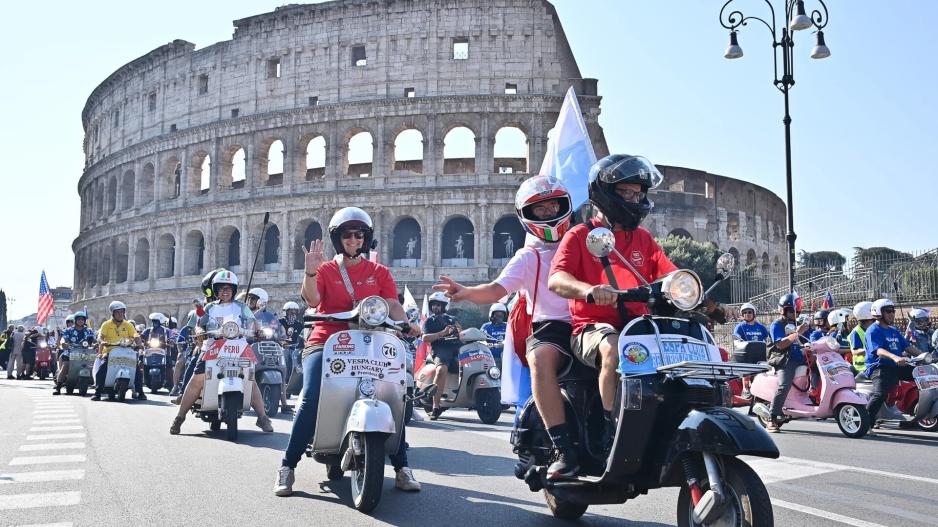 vespa-italia-skouter.jpeg